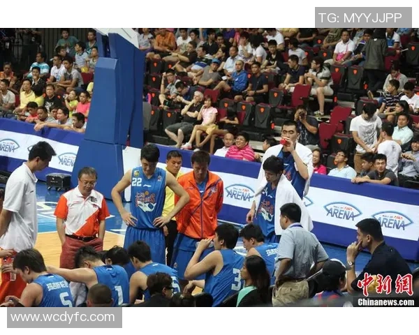 广州篮球队与上海篮球队赛后分析个人能力对比与表现总结